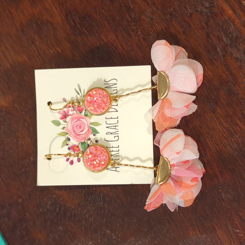 Flower earrings